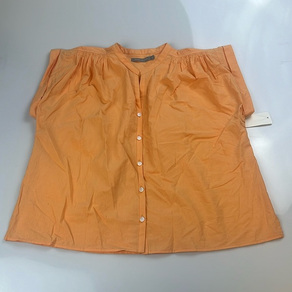 209 WST New York Shirred Shoulder Button Down Shirt  S127-30 - Picture 1 of 3